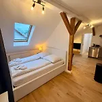 Apartamento Stilvolles Studio-apartment In Zentrumsnaehe *
