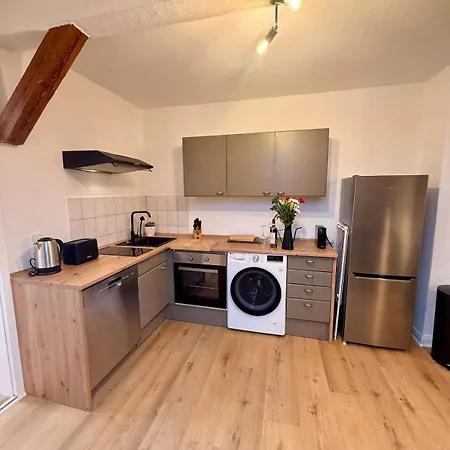 Stilvolles Studio-apartment In Zentrumsnaehe *